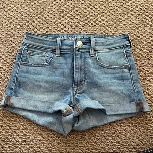 American Eagle Super Stretch Shorts sz S